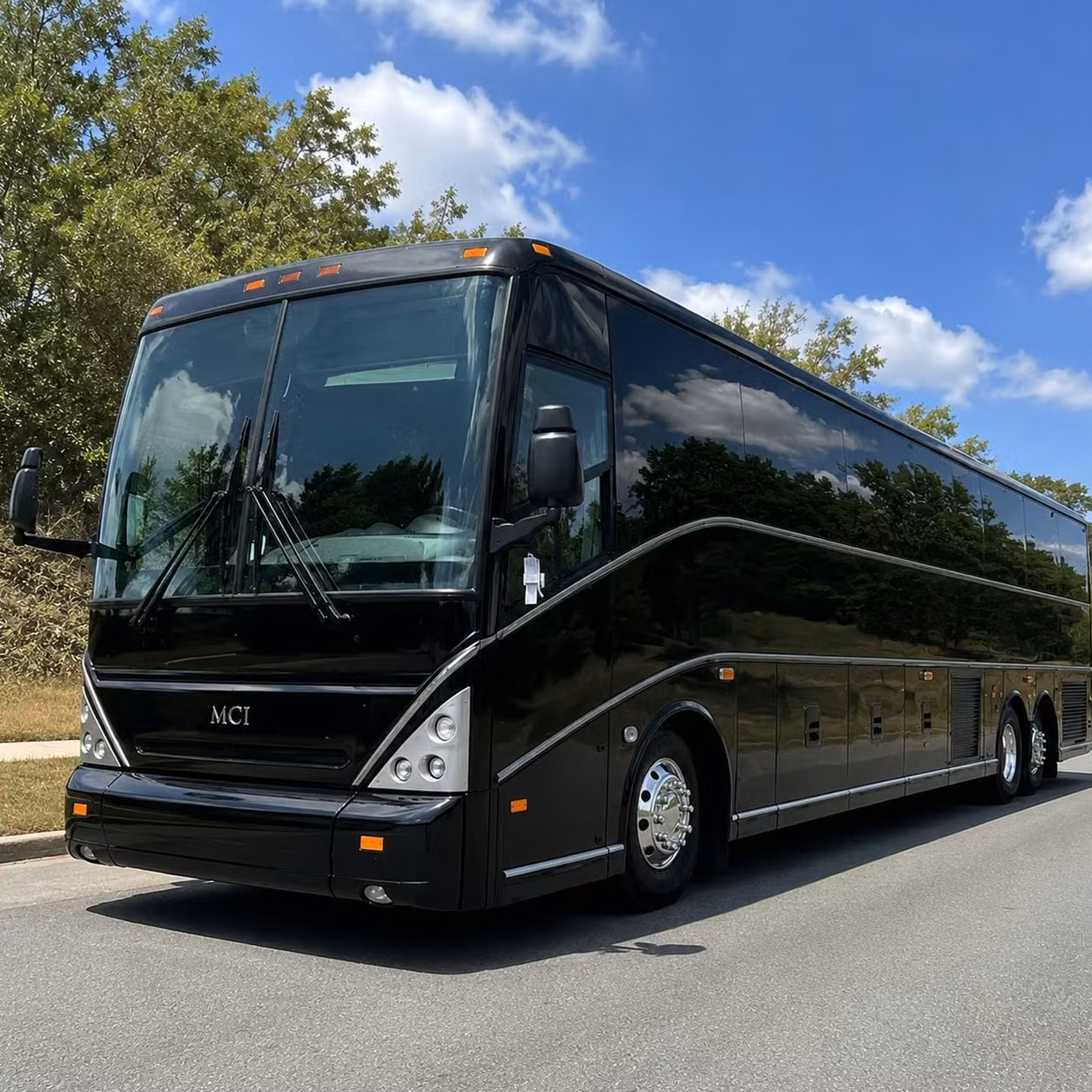 construction site shuttles and workforce transportation in pembroke pines